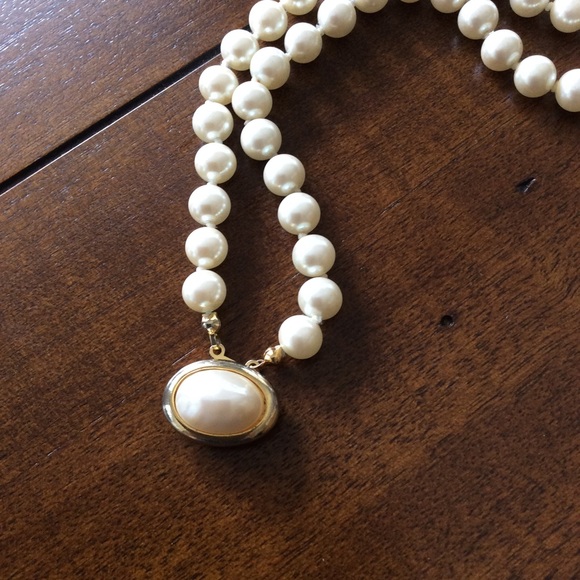 Pearl (faux) Double Row Gold Tone Bracelet - Picture 4 of 9